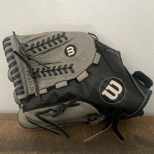 Wilson baseball glove